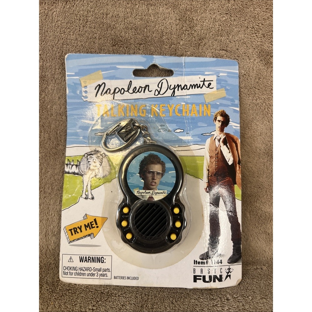 NAPOLEON DYNAMITE TALKING KEYCHAIN‎ - 6 Phrases - by Basic Fun 2005